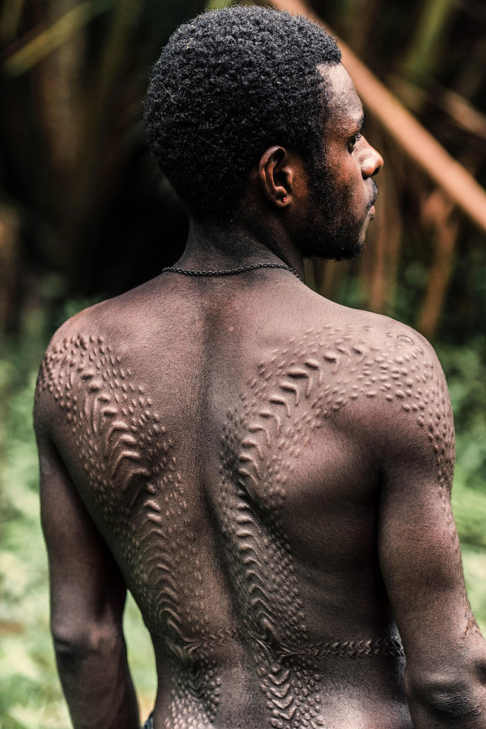 Колоритные папуасы из Папуа-Новой Гвинеи Фотография, Папуа-Новая Гвинея, Длиннопост