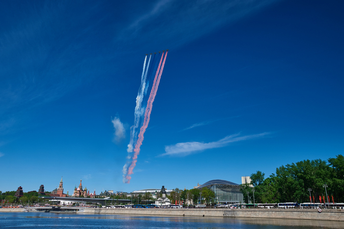 White blue red - My, Nikon, The photo, Aviation, May 9, May 9 - Victory Day