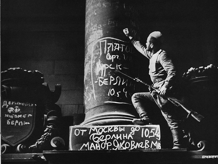Autographs of the winners: the walls of the Reichstag, scribbled by Soviet soldiers - The Great Patriotic War, Berlin, May 9, Reichstag, Autograph, Wall, Longpost, May 9 - Victory Day