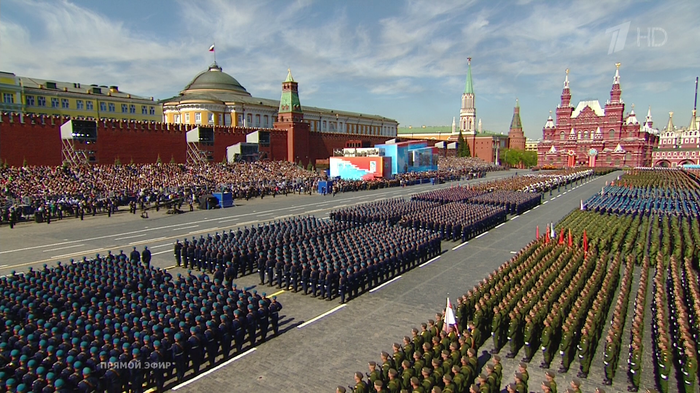 9 мая парад с фотографиями дедов как называется