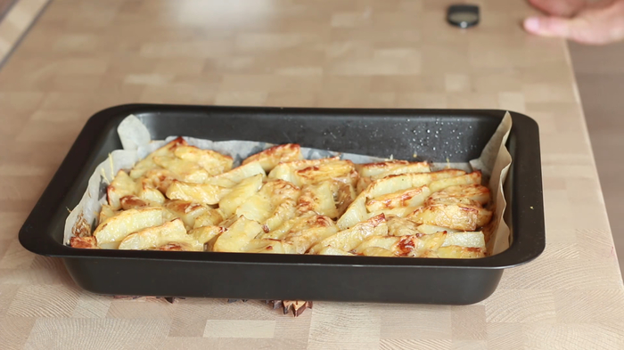 Картофель по-деревенски - проще не бывает Запеченный картофель, Картофель, Рецепт, Видео рецепт, Кулинария, Еда, Irinacooking, Видео, Длиннопост