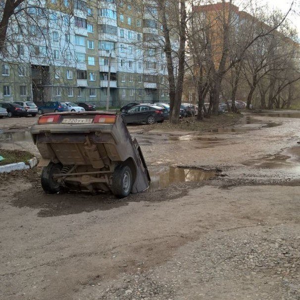 A puddle is not a puddle, but the car could not drive through that puddle! - Puddle, Russian roads, Pit, Wow talking fish, Permian