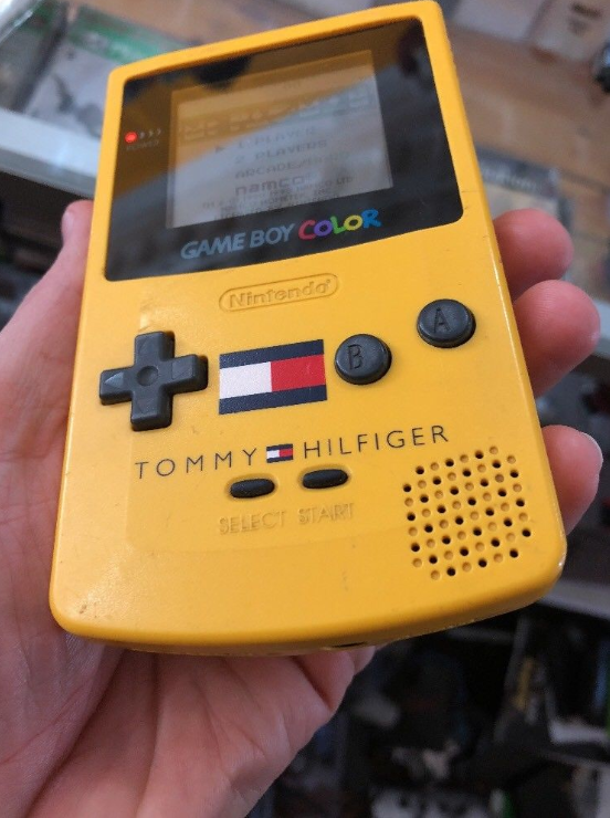 Tommy Hilfiger Game Boy - Gameboy, Tommy hilfiger, Retro