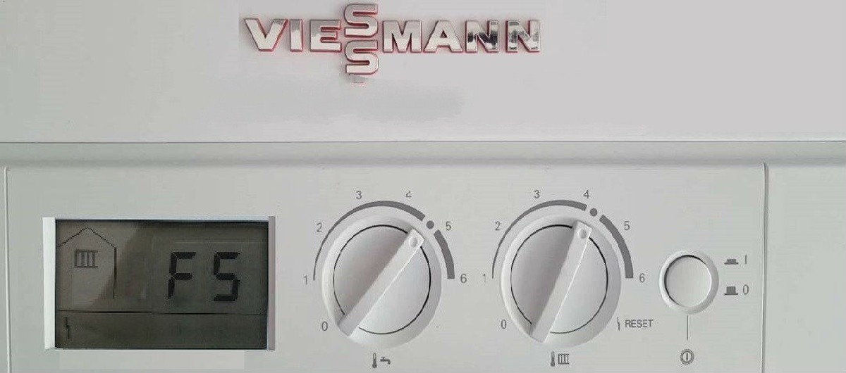 Viessmann ошибки. Виссманн котел f02. Газовый котел Висман ошибка f 5. Котёл газовый Viessmann Vitopend 100 ошибка f02\. Котёл Viessmann Vitopend 100 f05.