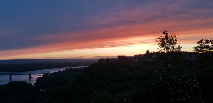 ����� � ���