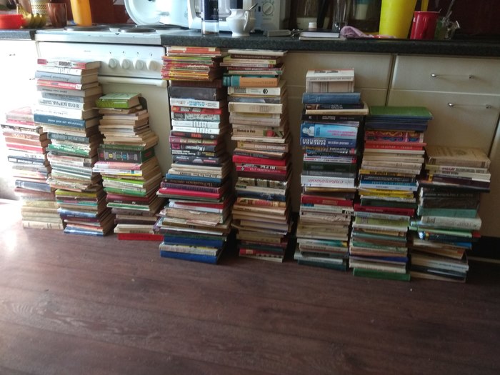 I will give a lot of books [All books are distributed] - Pickup, Is free, I will give, My, Books, No rating, Longpost