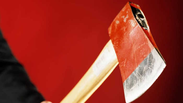 Автоугонщик с топором в руках – случай самообороны, о котором никто не вспомнит.