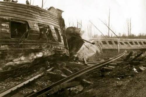 On this day ... - On this day, To be remembered, Wikipedia, Tragedy, A train, Explosion