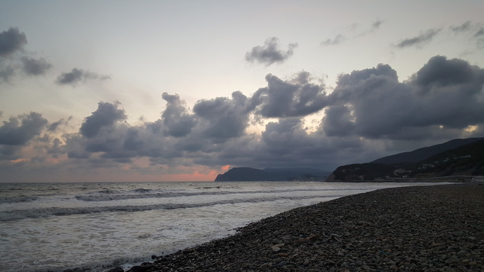 Summer is not far off... - My, Landscape, Novorossiysk, wide beam, Mobile photography, Black Sea