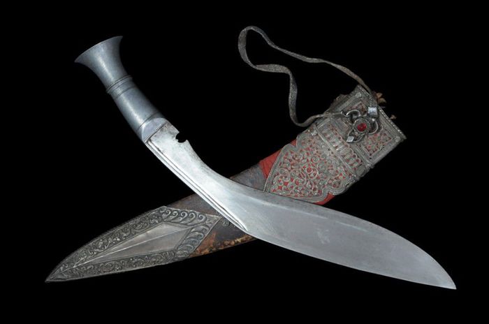 Kukri is the weapon of the Gurkhas. - Machete, Steel arms, Gurkha, Nepal, Weapon, Knife, Longpost