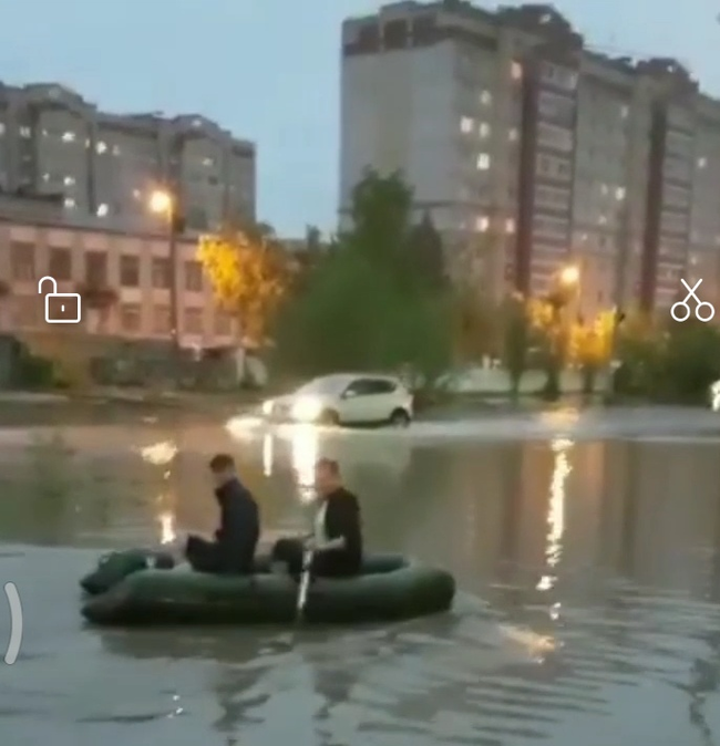 Cloudy in places, or we swam as best we could - Amur region, Blagoveshchensk, Потоп, GIF, Longpost