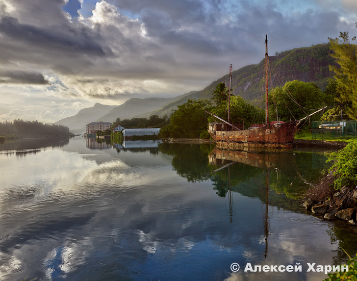 On an eternal hiatus - My, Seychelles, , The mountains, Ocean, beauty, The photo, Ship
