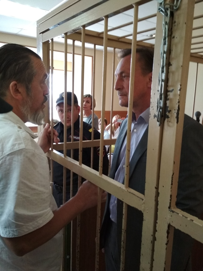 Главу новгородского Роспотребнадзора задержали за получение взятки на 500 тыс. рублей