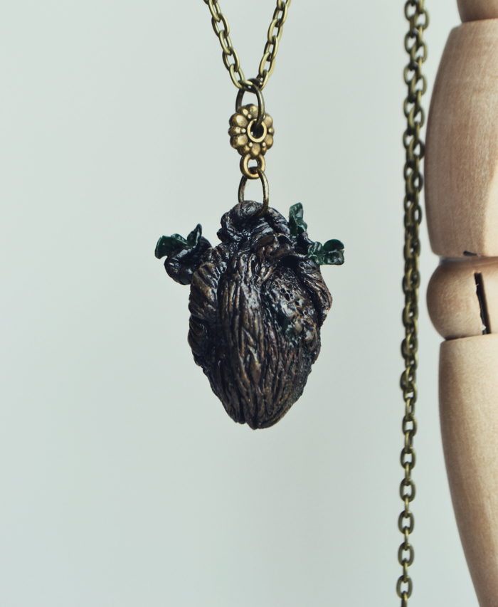 The heart of the dense forest. - My, Polymer clay, Handmade, Handmade, Anatomical heart, Tree, Pendant, Longpost