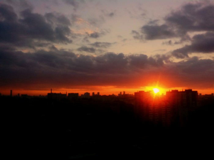 Yekaterinburg. Sunset. - My, Yekaterinburg, Sunset, Shartash, Koltsovo, Precast concrete, Longpost