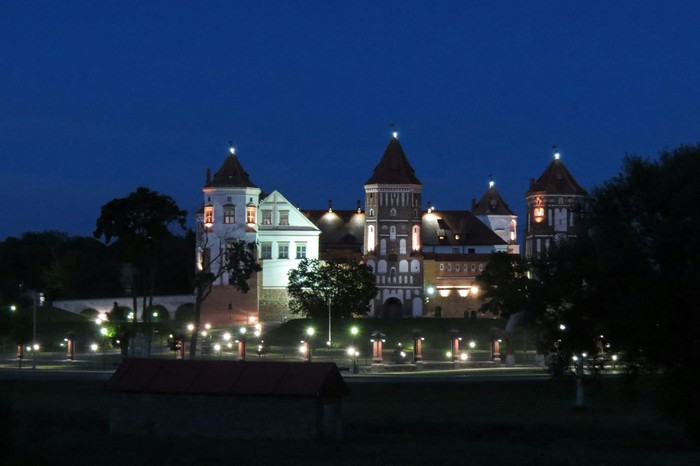 Night view of Mir Castle - My, Lock, Republic of Belarus, sights, Night, The photo, beauty