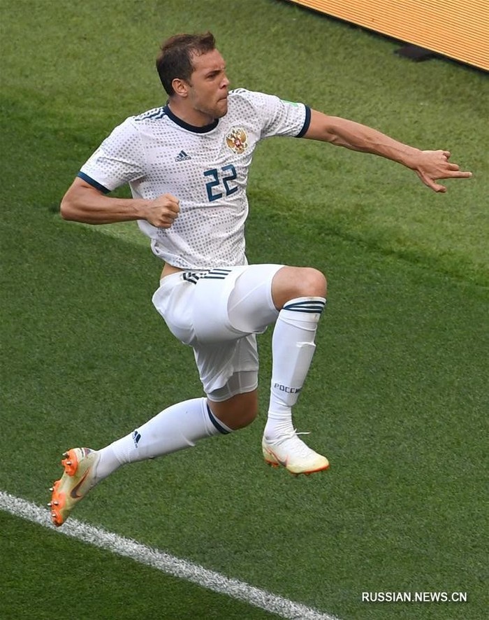 As they say, once a year the stick shoots! Pretty boy) - Artem Dzyuba, Football, 2018 FIFA World Cup