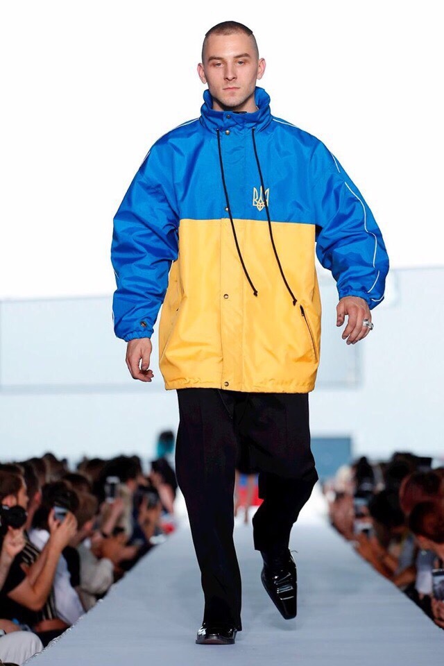 Vetements Spring-Summer 2019 collection was shown in Paris. - Fashion, Cloth, Longpost