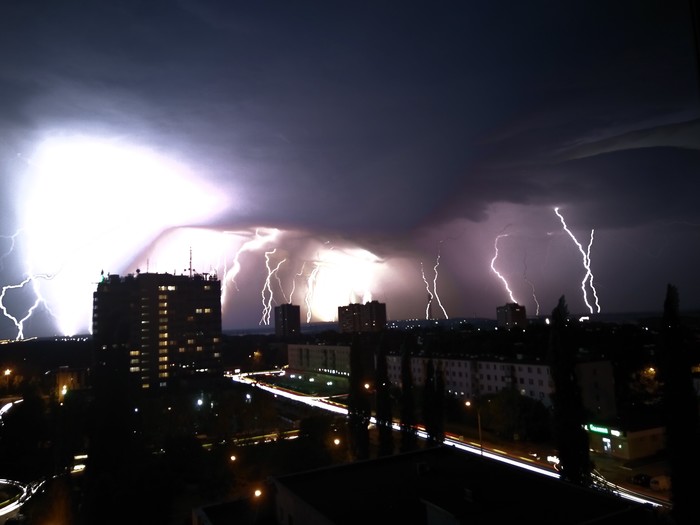 Photographs of thunderstorms on phone with shutter speed - My, Thunderstorm, Naberezhnye Chelny, The photo, Mobile photography, Longpost