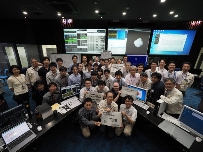 Hayabusa 2 reaches asteroid Ryugu - Hayabusa-2, Reached, Asteroid, Ryugu, Japan, Space, Longpost