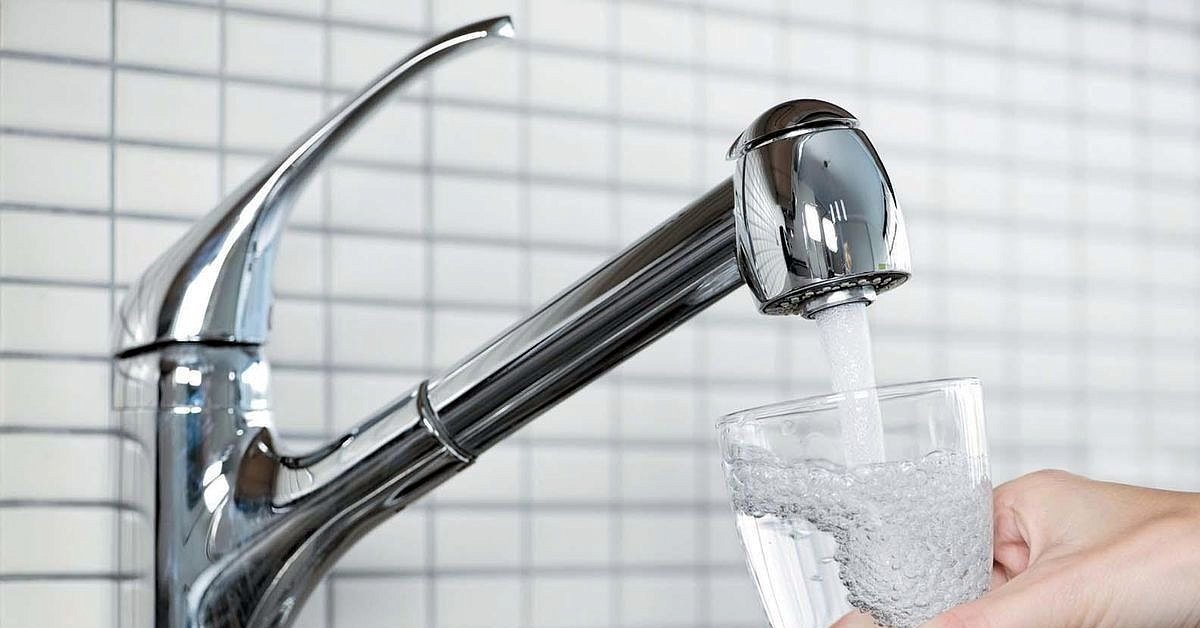 Вода из крана как называется. Кран водопроводный. кран с водой. водопроводная вода.