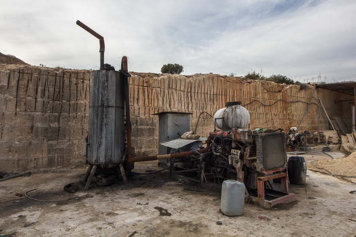 "Лего для взрослых" Заброшенная карьерная техника! Забугорныйурбан, Урбанфото, Длиннопост
