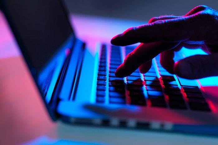 Hackers can steal your computer password by analyzing the heat left by your fingers on your keyboard - Hackers, Thermal imager, , Password, IT