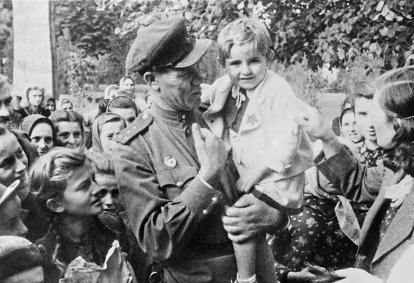 Photo chronicle of victory. - The Great Patriotic War, To be remembered, , Longpost, Liberation