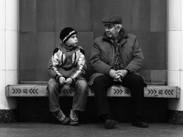 «один день из жизни лавочки» один день, жизнь, лавочка, остановка, длиннопост, фотография