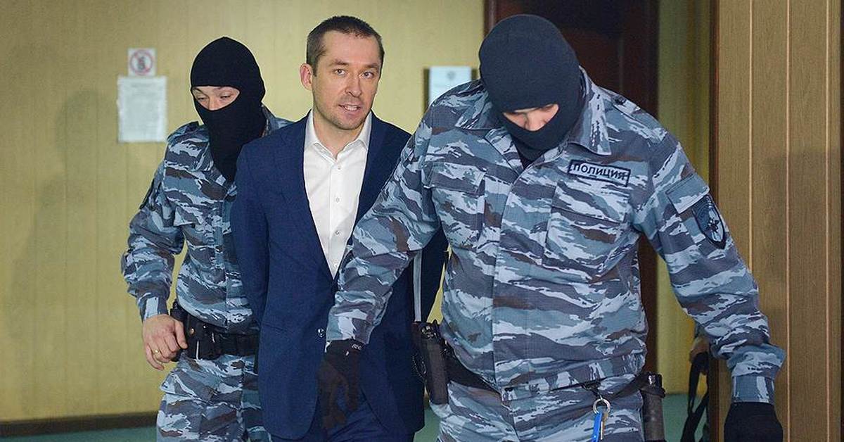 Судьба полковника. Полковника МВД Дмитрия Захарченко. Дмитрий Захарченко до ареста. Захарченко Дмитрий до задержания. Дмитрий Захарченко в форме.