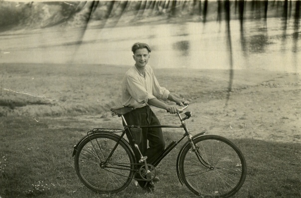 Photo from the grandfather's archive. - Past, My, A bike, The photo