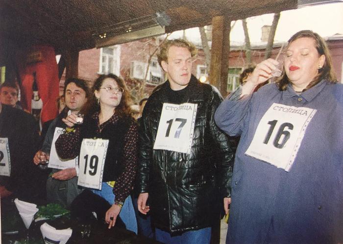 Moscow championship in sports drinking, 1997. - From the network, Booze, Sport, Sight