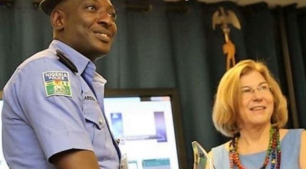 Police officer found in Nigeria who never took bribes - Corruption, Nigeria, Bribe, Police