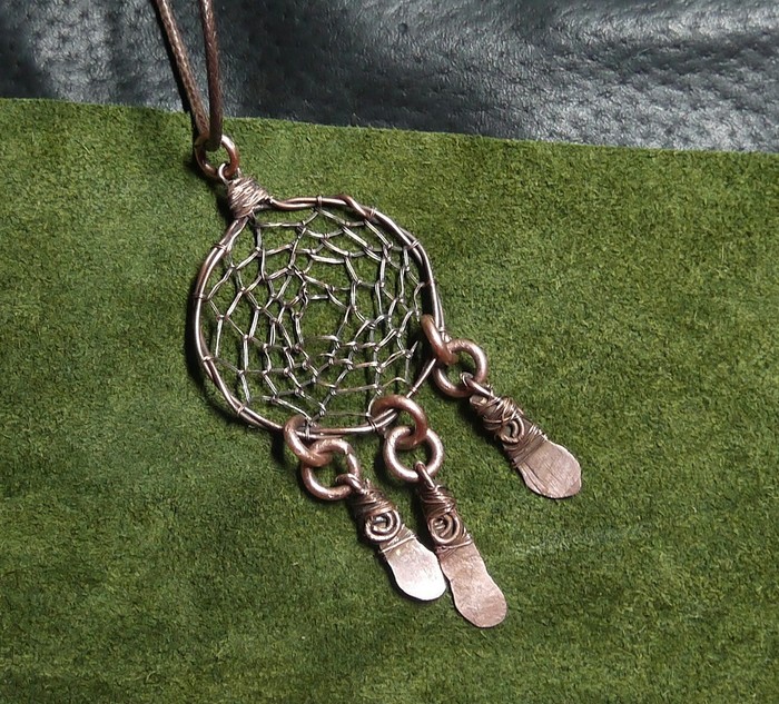 Dreamcatcher, copper pendant - My, Decoration, Handmade decorations, Pendant, Dreamcatcher, Copper jewelry, Longpost