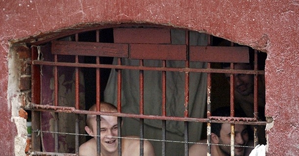 В петербурге бывший заключенный