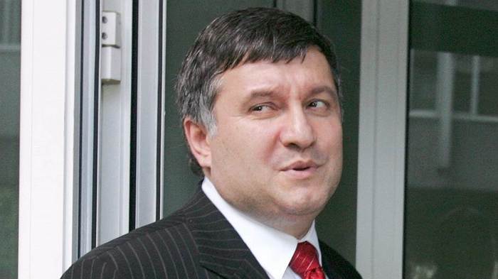 Аваков обкатывает схемы Романова