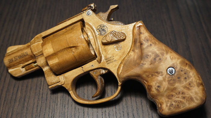 Wood Smith & Wesson revolver. - My, With your own hands, Wood products, Crafts, , Revolver, Video, Longpost