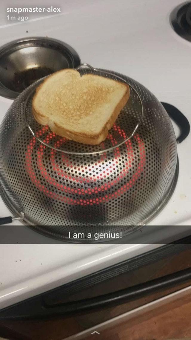Broken toaster? It's not a problem! - The photo, Food, Toaster, Savvy, crazy hands, Reddit