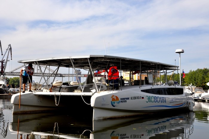 A catamaran powered by solar energy is sailing along the Volga - Solar Regatta. - , Ecology, Volga, Electric transport, news