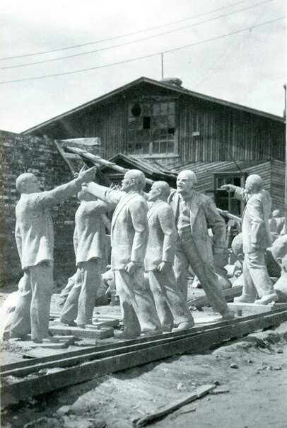 I wandered into some abandoned factory, and then ... - My, Lenin, the USSR, Communism, Monument, The statue, Sculpture