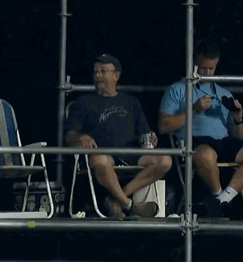 Работа работой, а бейсбол по расписанию Спорт, Бейсбол, Mlb, США, Строители, Хитрость, Гифка