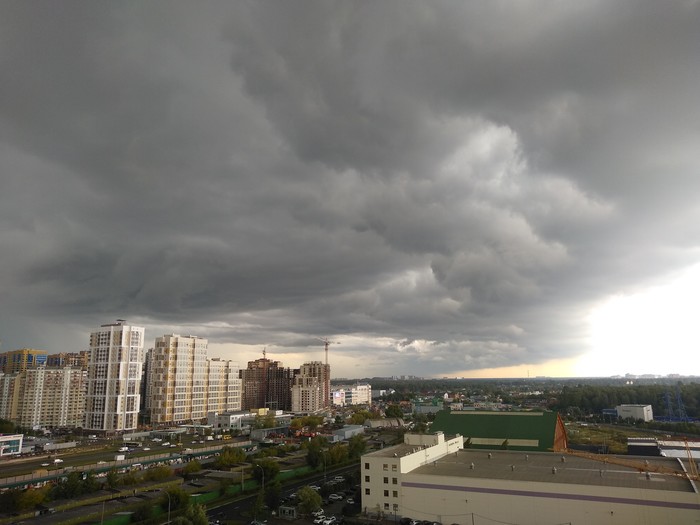 Before the rain - My, Photo on sneaker, Rain, The clouds, Town, beauty