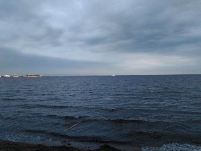 What a beautiful view... - My, Garbage, Dirt, Water, 300th Anniversary Park