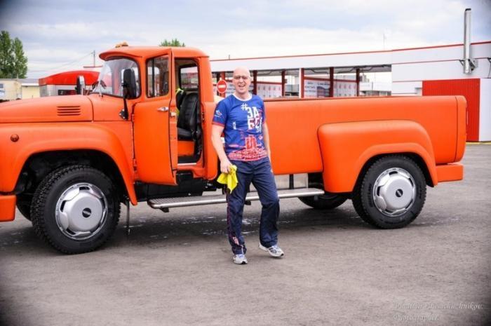 Омский бизнесмен собрал оранжевый пикап из ЗИЛа - Зил, Омск, Фотография, Длиннопост, Своими руками