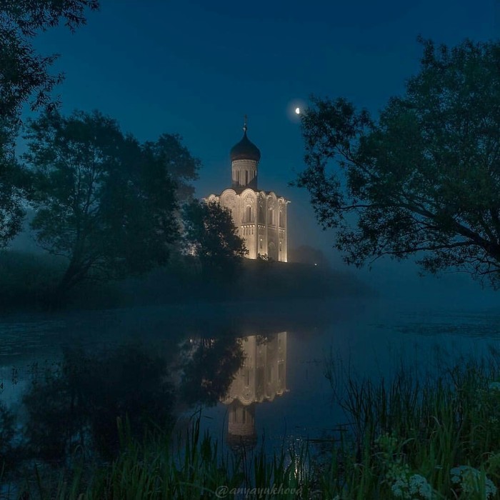 Magical night in Bogolyubovo, Church of the Intercession on the Nerl. - Night, Goodnight, The photo, Temple, Religion, Interesting, beauty