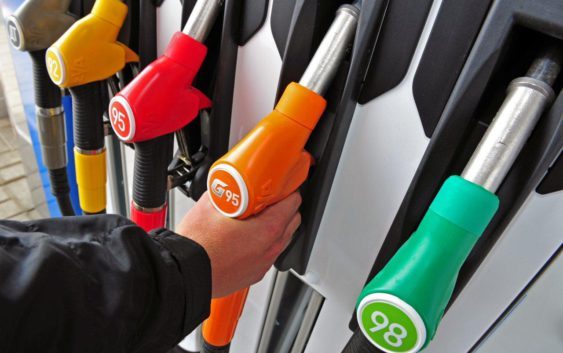 Gasoline at Russian gas stations began to rise in price again - Petrol, Fuel, Transport, Prices, Oil