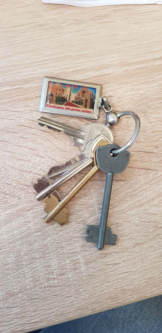 Keys found. Moscow. - My, The strength of the Peekaboo, Lost things, Keys, Car sharing, A loss, Lost and found, In good hands, Moscow