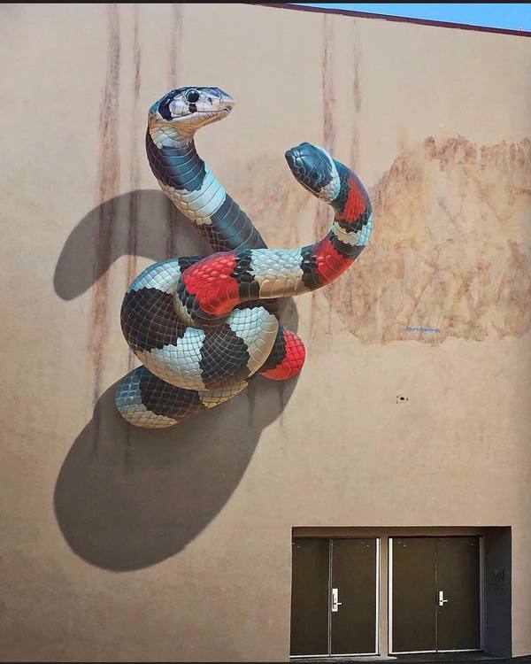 Street art - Street art, Realism, Snake