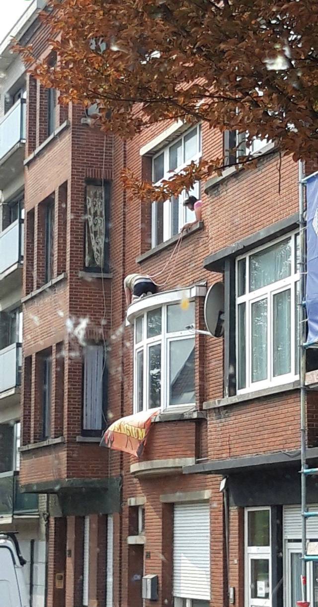 Подстрахуй! Ну конечно!