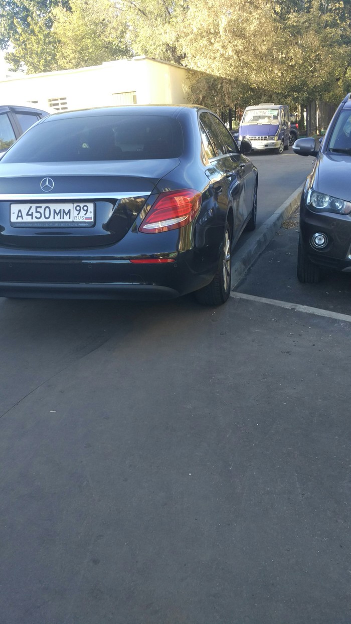 I park like a moron. - Impudence, Parking, Неправильная парковка, Longpost